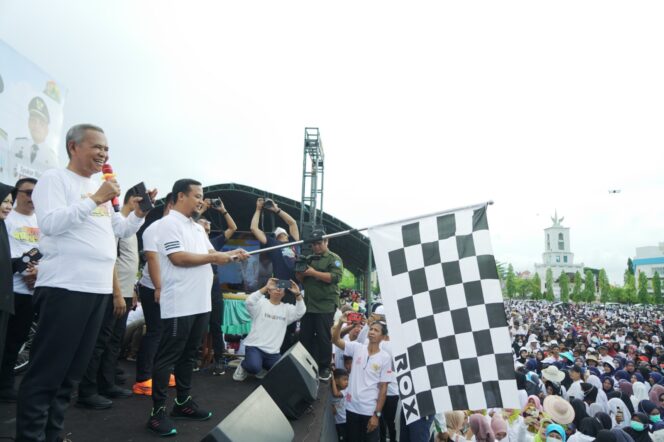 
					Pecahkan Rekor, 60 Ribu warga Luwu Meriahkan Jalan Santai Anti Mager