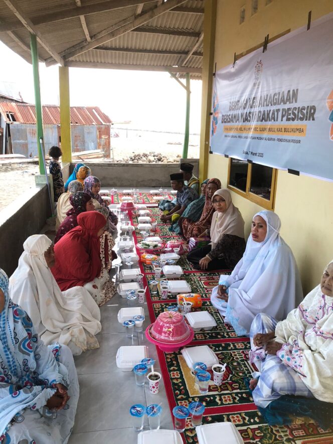 
					NUI Berbagi Kebahagiaan Bersama Masyarakat Pesisir