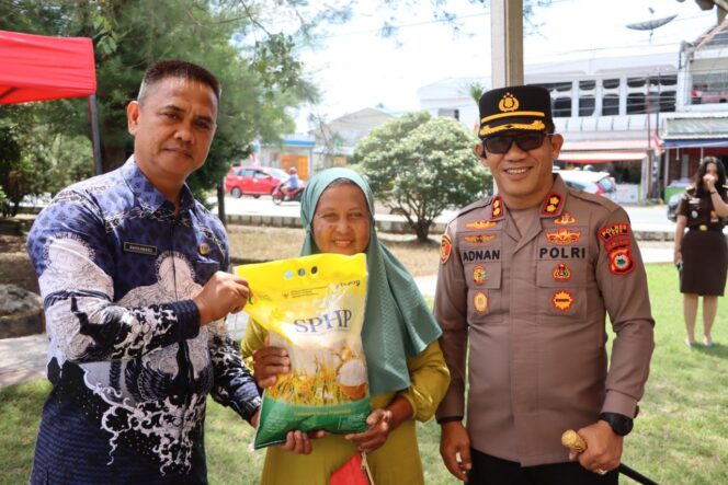 
					Polres Luwu Lepas 30 Ton Beras Murah, Kick Off Gerakan Pangan Nasional Dimulai