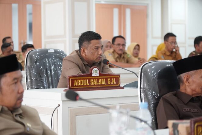 
					Legislator Diberhentikan SK Gubernur Ikut Sidang Paripurna APBD Palopo