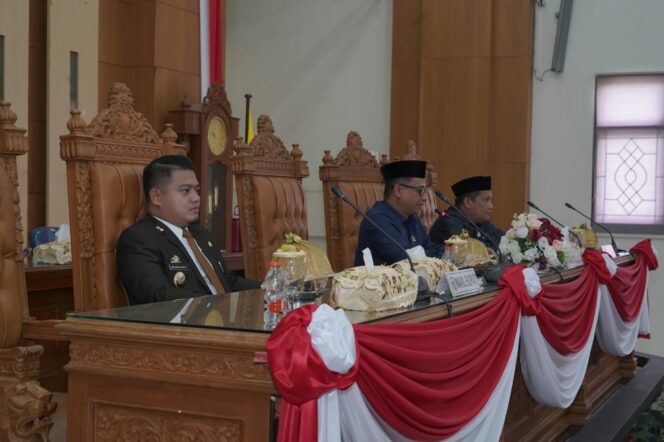 
					DPRD Luwu Bahas Dua Ranperda, Pemkab Tegaskan Tata Kelola Perseroda Harus Transparan